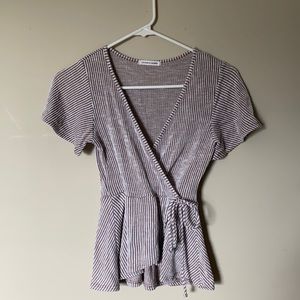 Women’s v-neck top